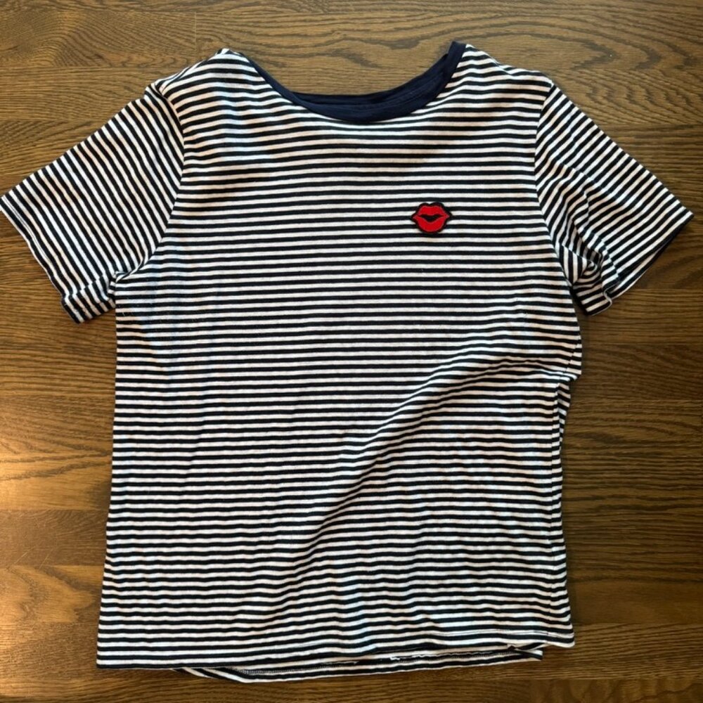 5 for $25 VELVET by Graham & Spencer lips Tee shirt top Size XL